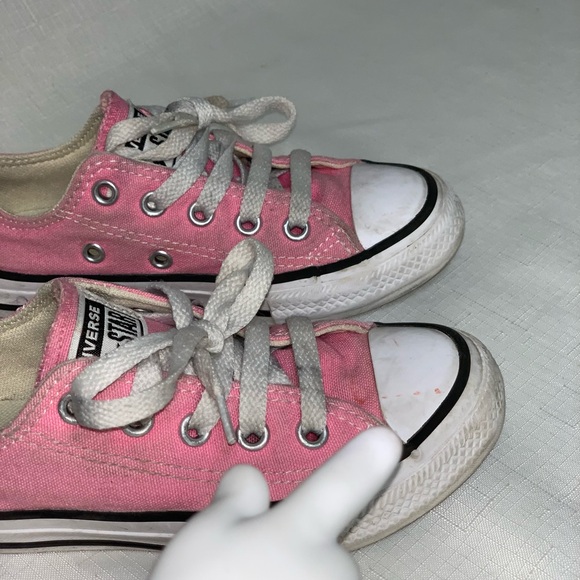 Pink Converse Sneakers Girl’s 10.5 Toddler Classic Chuck Taylor All Stars Shoes - Picture 9 of 11